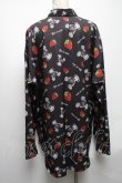 画像2: Jamieエーエヌケー / くまｘイチゴロングシャツ  黒 S-25-05-08-030-LO-TO-HR-ZS (2)