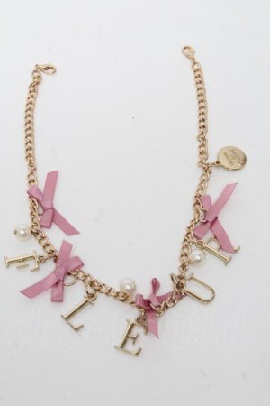 画像: Maison de FLEUR / ブランドロゴバッグチャーム  ピンク S-25-05-13-011-LO-ZA-AS-ZS