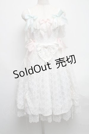 画像: BABY,THE STARS SHINE BRIGHT / はるちゃんの願いを紡ぐFlower embroideryジャンパースカート  白 S-25-05-14-047-BA-OP-AS-ZS