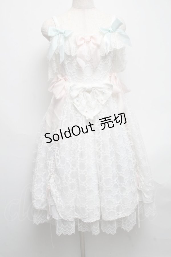 画像1: BABY,THE STARS SHINE BRIGHT / はるちゃんの願いを紡ぐFlower embroideryジャンパースカート  白 S-25-05-14-047-BA-OP-AS-ZS (1)