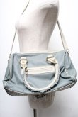 画像3: axes femme / 合皮配色フリルボストン  グレーｘサックス S-25-05-21-008-AX-BG-HR-ZS (3)