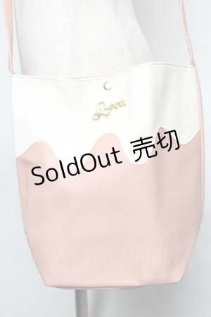 画像: Q-pot. / ストロベリーミルクジェラート バケツ型 ワンショルダーバッグ  ピンクｘ白 S-25-05-21-017-QP-BG-AS-ZS