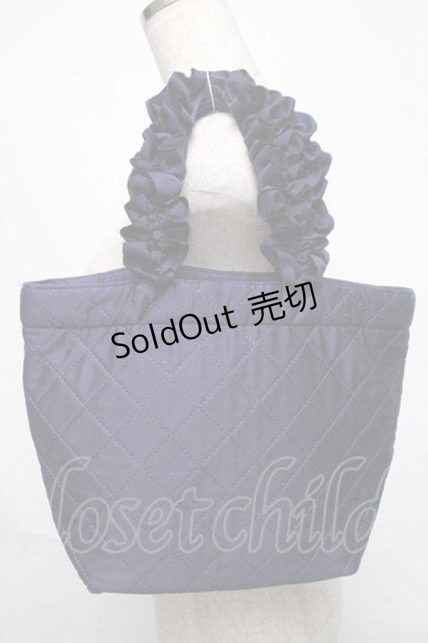 画像3: Maison de FLEUR / ダイヤキルトリボンフリルハンドルトートバッグ  紺 S-25-06-01-023-LO-BG-HR-ZS (3)