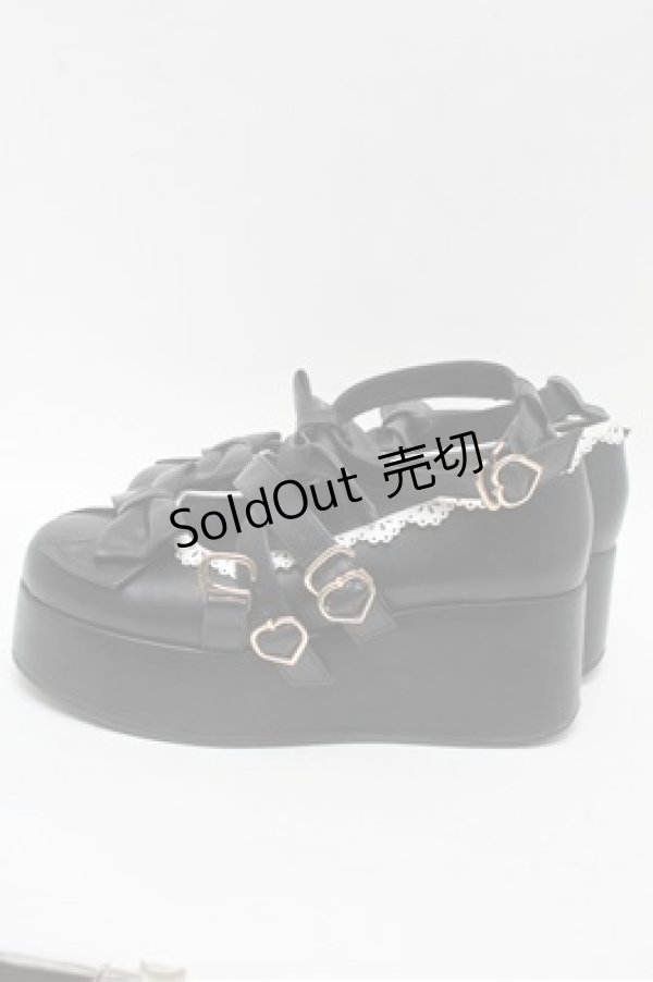 画像2: axes femme kawaii / リボンスカラップ配色シューズ  黒ｘ白 S-25-06-04-010-AX-SH-HR-ZS (2)