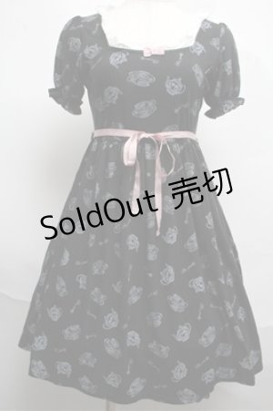 画像: Ank Rouge / 総柄カットワンピース  黒 S-25-06-04-019-CA-OP-AS-ZS
