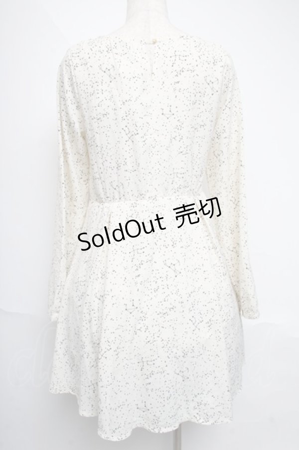 画像2: E hyphen world gallery / 星座柄ワンピース F アイボリー S-25-06-07-006-LO-OP-SZ-ZS (2)
