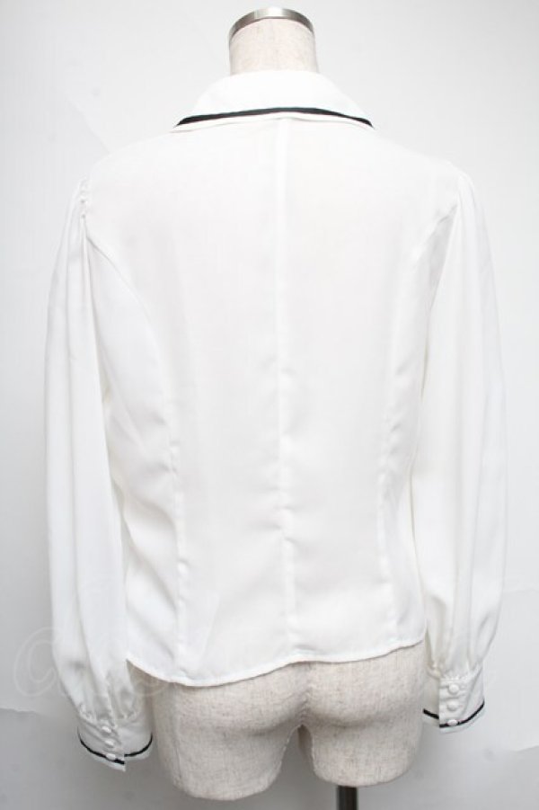 画像2: Innocent World White / リボンタイ付きブラウス  白 S-25-06-07-009-IW-BL-AS-ZS (2)