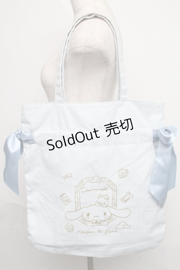 画像1: Maison de FLEUR / シナモロールトートバッグ  サックス S-25-06-19-1065-LO-BG-HR-ZS (1)