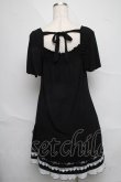 画像2: Ozz Croce / 裾プリーツ刺繍ワンピース  黒ｘ白 S-25-06-20-040-OO-OP-HR-ZS (2)
