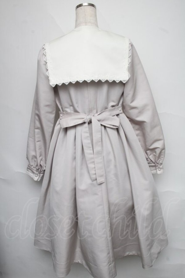画像2: Angelic Pretty / Mystic Rosaryワンピースset  グレー S-25-06-20-028-AP-OP-HR-ZS (2)