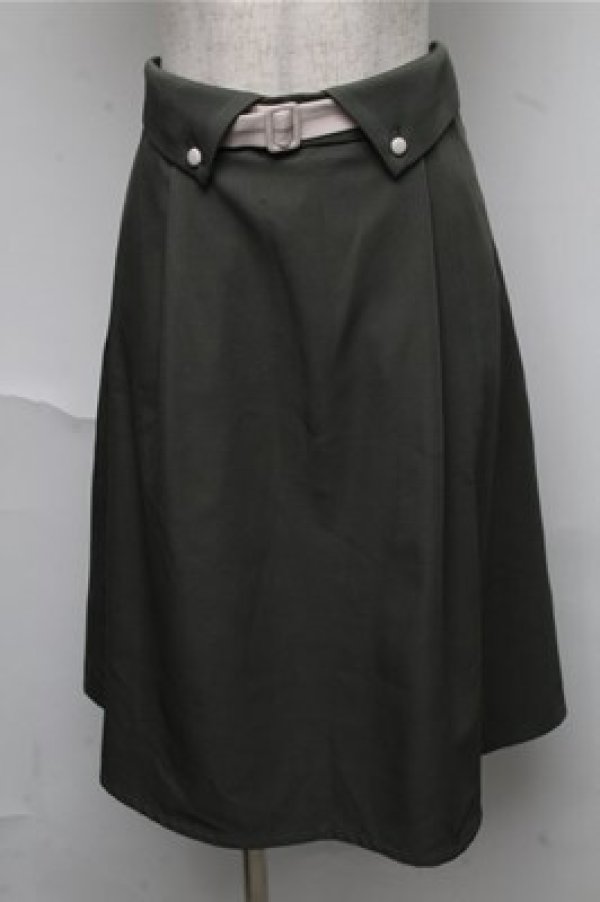 画像1: F i.n.t / 配色ベルトボタンダウンフラップスカート  グリーン S-25-06-27-051-CA-SK-HR-ZT483 (1)