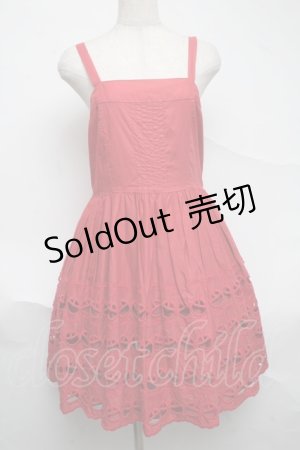 画像: Leur Getter / チェリーエンブロイダリーキャミワンピース  レッド S-25-07-01-044-LU-OP-HR-ZS