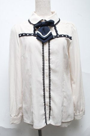 画像: axes femme POETIQUE / フラワーモチーフ襟半袖ブラウス  キナリ S-25-07-01-017-AX-BL-HR-ZS