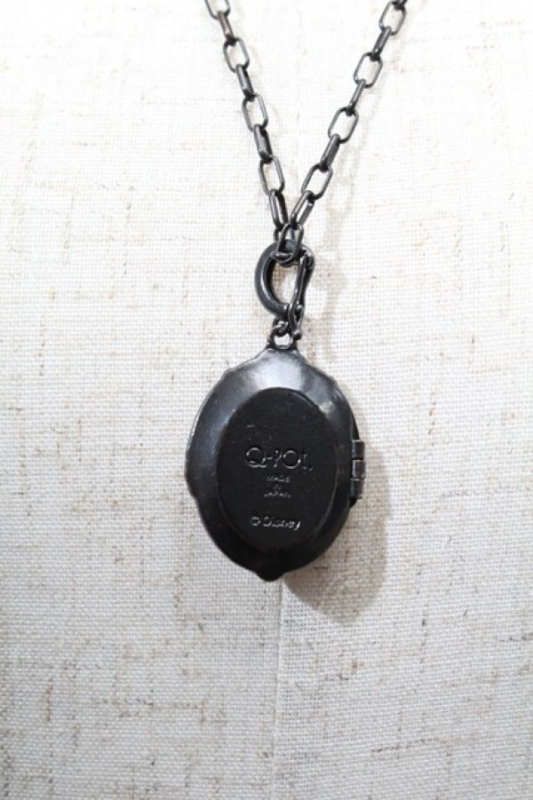 画像3: Q-pot. / チョコレートミラーロケットネックレス(イグニハイド寮)   S-25-07-03-020-QP-AC-AS-ZS (3)