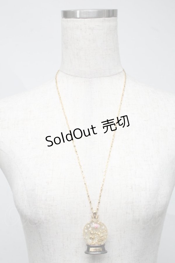 画像2: Q-pot. / Mickey＆Minnie's Dreamy Snow Dome Necklace  ゴールド S-25-07-04-003-QP-AC-AS-ZS (2)