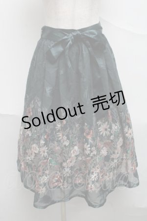 画像: axes femme / リボン付花柄フレアスカート  グリーン S-25-07-05-062-AX-SK-AS-ZI