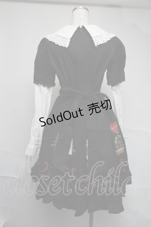 画像2: BABY,THE STARS SHINE BRIGHT / 赤ずきんアップリケケープ付ワンピース  黒 S-25-07-07-032-BA-OP-AS-ZS (2)