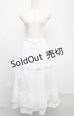 画像: axes femme / ティアードコットンレーススカート  白 S-25-07-21-053-AX-CO-AS-ZS