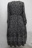 画像2: Maison de FLEUR Petite Robe / カシュクールワンピース  黒 S-25-07-22-044-EL-OP-AS-ZT252 (2)