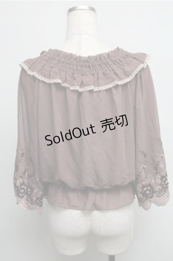 画像2: axes femme / オフショル刺繍シフォントップス  ブラウン S-25-07-26-030-AX-TO-HR-ZS (2)