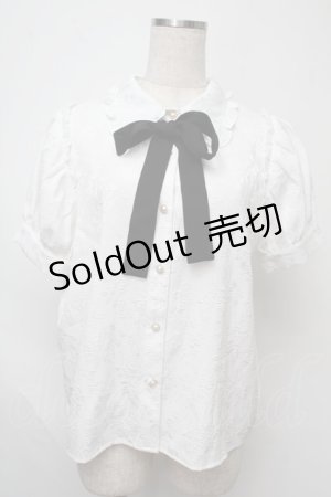 画像: axes femme POETIQUE / バラふくれジャカード半袖ブラウス  白 S-25-07-28-017-AX-BL-HR-ZS