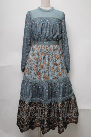 画像: axes femme NOSTALGIE / 花柄ｘ刺繍スタンドワンピース  グリーン S-25-07-31-042-AX-OP-AS-ZS