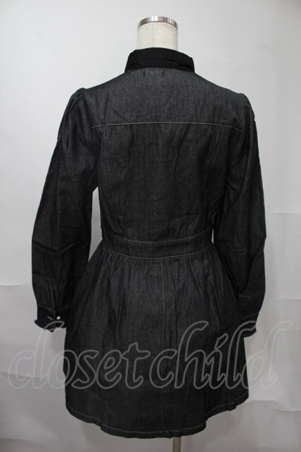 画像2: NieR Clothing / ボウタイ付きデニムワンピース  グレー S-25-08-02-051-PU-OP-HR-ZS (2)