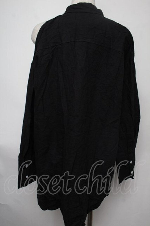 画像2: NieR Clothing / 肩出し刺 シャツ  黒 S-25-08-02-017-PU-TO-HR-ZS (2)