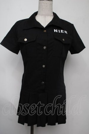 画像: NieR Clothing / 裾プリーツシャツ  黒 S-25-08-02-019-PU-TO-HR-ZS