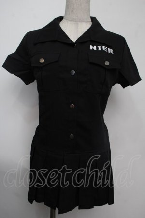 画像: NieR Clothing / 裾プリーツシャツ  黒 S-25-08-02-020-PU-TO-HR-ZS