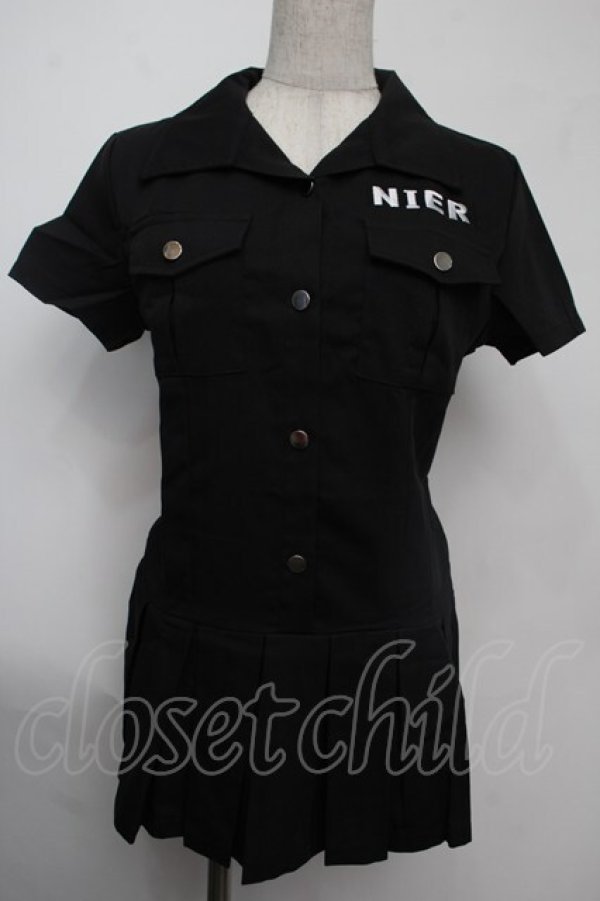 画像1: NieR Clothing / 裾プリーツシャツ  黒 S-25-08-02-020-PU-TO-HR-ZS (1)