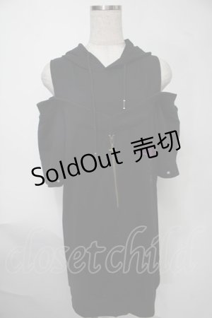 画像: NieR Clothing / ショルダーカットフード付きカットソー  黒ｘ紫 S-25-08-02-030-PU-TO-HR-ZS