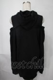 画像2: NieR Clothing / ショルダーカットフード付きカットソー  黒 S-25-08-02-031-PU-TO-HR-ZS (2)