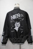 画像2: NieR Clothing / プリントナイロンスタジャン  黒 S-25-08-02-034-PU-JA-HR-ZS (2)