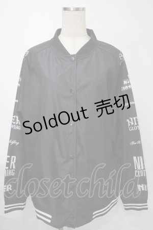 画像: NieR Clothing / プリントナイロンスタジャン  黒 S-25-08-02-036-PU-JA-HR-ZS