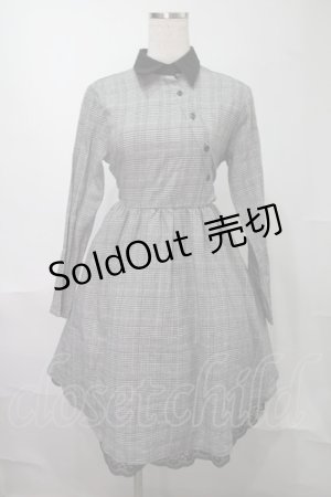 画像: NieR Clothing / チェック裾レースワンピース  グレー S-25-08-02-049-PU-OP-HR-ZS