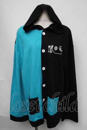 画像: NieR Clothing / バイカラーフロントボタンカーディガン  黒ｘブルー S-25-08-05-022-PU-TO-HR-ZS