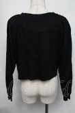 画像2: NieR Clothing / 刺繍ショートトップス  黒ｘ白 S-25-08-05-025-PU-TO-HR-ZS (2)