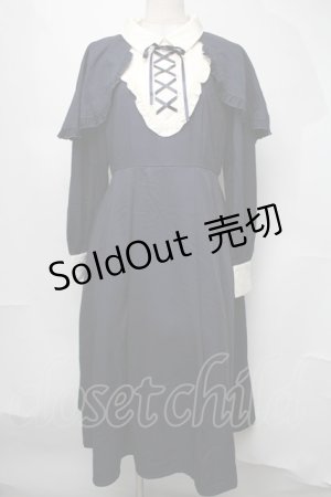 画像: axes femme / ケープ付クラシックロングワンピース  紺 S-25-08-05-038-AX-OP-AS-ZS