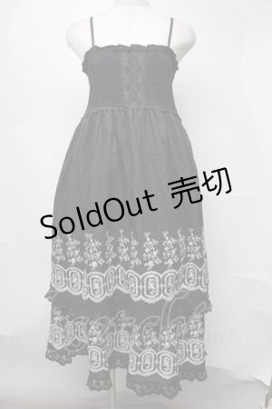 画像: axes femme / 段々刺繍2WAYロングスカート  黒ｘ白 S-25-08-05-046-AX-SK-AS-ZI