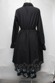 画像2: NieR Clothing / シエルプリントワンピース  黒ｘグリーン S-25-08-05-049-PU-OP-HR-ZS (2)