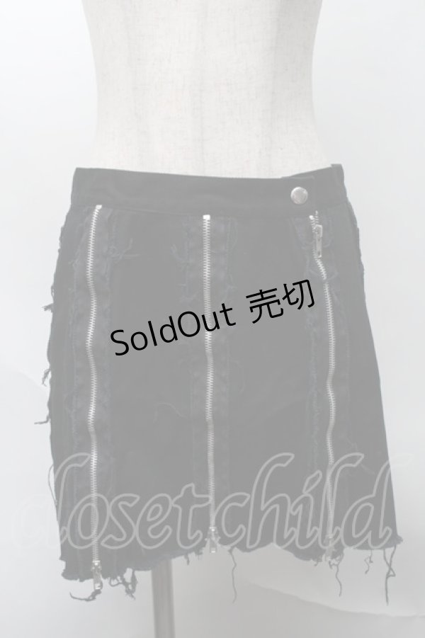 画像1: SEXY DYNAMITE LONDON / ZIPデザインタイトスカート  黒 S-25-08-07-055-PU-SK-HR-ZS (1)