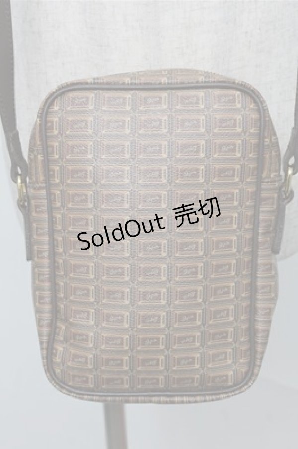 画像2: Q-pot. / チョコレートショルダーバッグ  ブラウン S-25-08-08-021-QP-BG-AS-ZS (2)