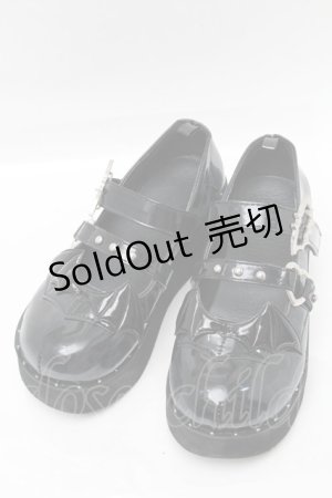 画像: puppet bombs / コウモリバックル厚底パンプス 36 黒 S-25-08-09-015-GO-SH-AS-ZS