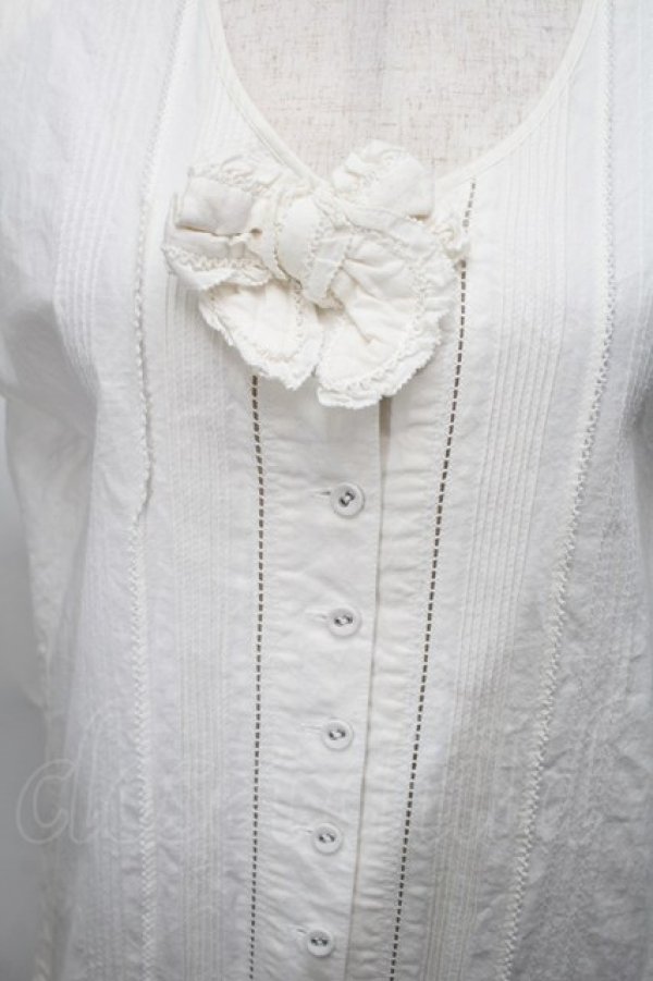 画像3: PINK HOUSE / 半袖ローンブラウス  白 S-25-08-21-004-LO-BL-HR-ZT503 (3)