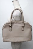 画像2: Maison de FLEUR / benjamineボストンバッグ  ベージュ S-25-08-28-1024-LO-BG-AS-ZS (2)