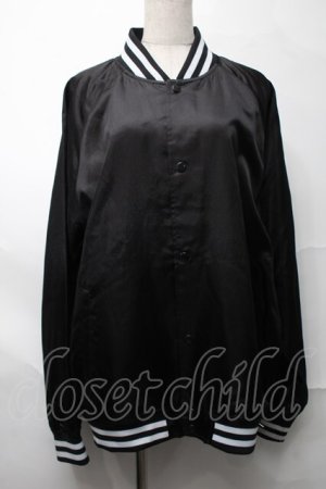 画像: NieR Clothing / プリントナイロンスタジャン  黒 S-25-08-28-028-PU-JA-HR-ZS