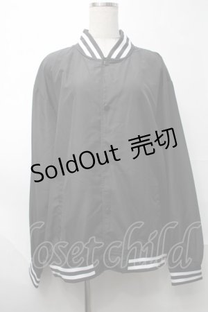 画像: NieR CLOTHING / プリントナイロンスタジャン  黒 S-25-08-28-030-PU-JA-HR-ZY