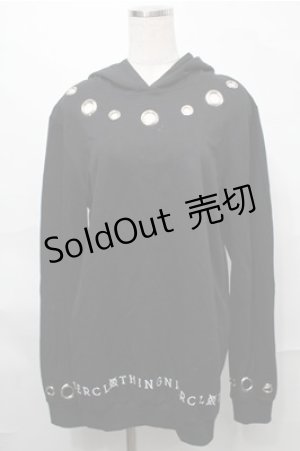画像: NieR Clothing / プリントプルパーカー  黒 S-25-08-31-038-PU-TO-HR-ZY