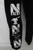 画像3: NieR Clothing / プリントスウェットパンツ  黒 S-25-08-31-059-PU-PA-HR-ZY (3)